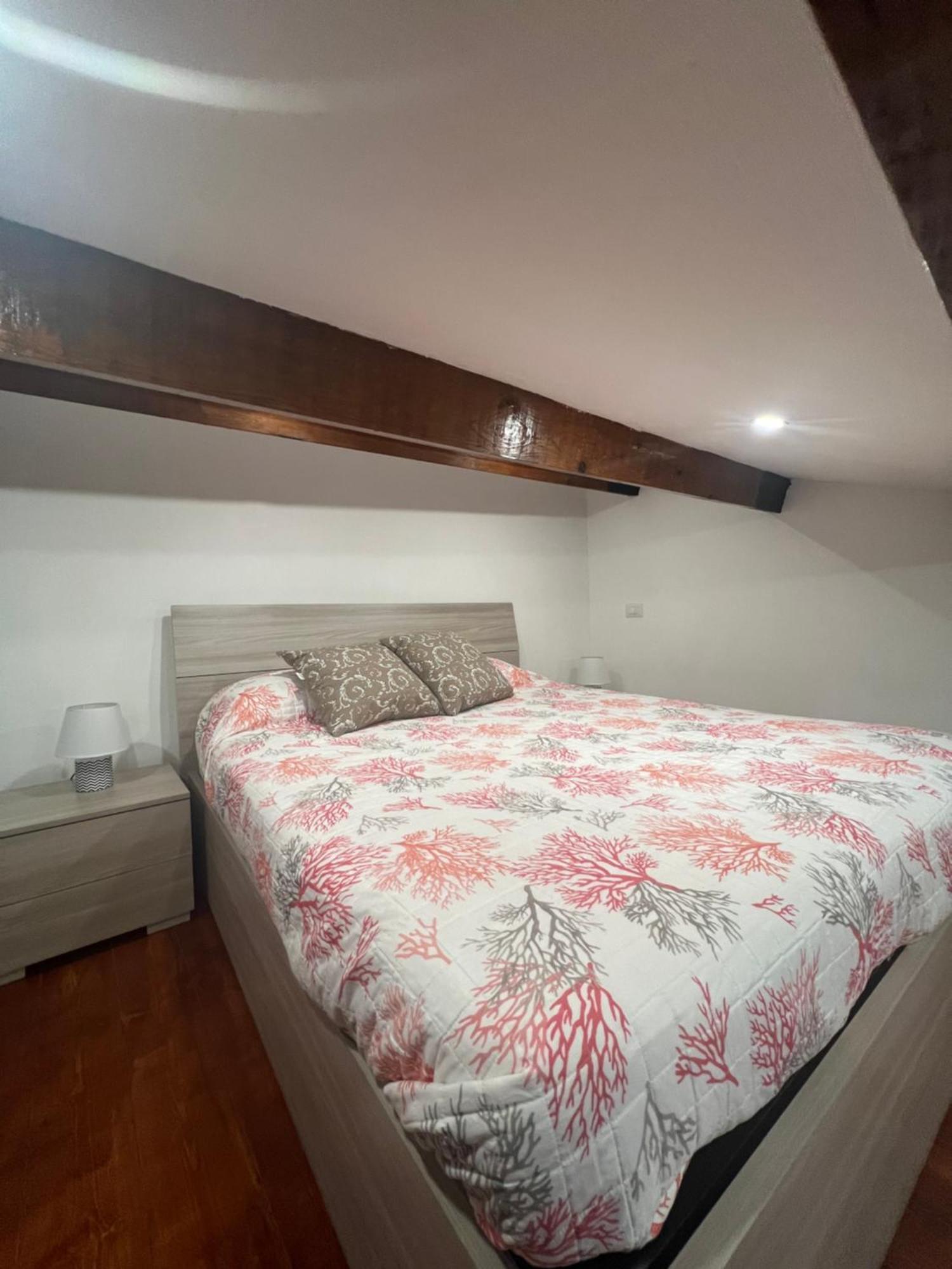 Station Rooms37 Sassari Ngoại thất bức ảnh