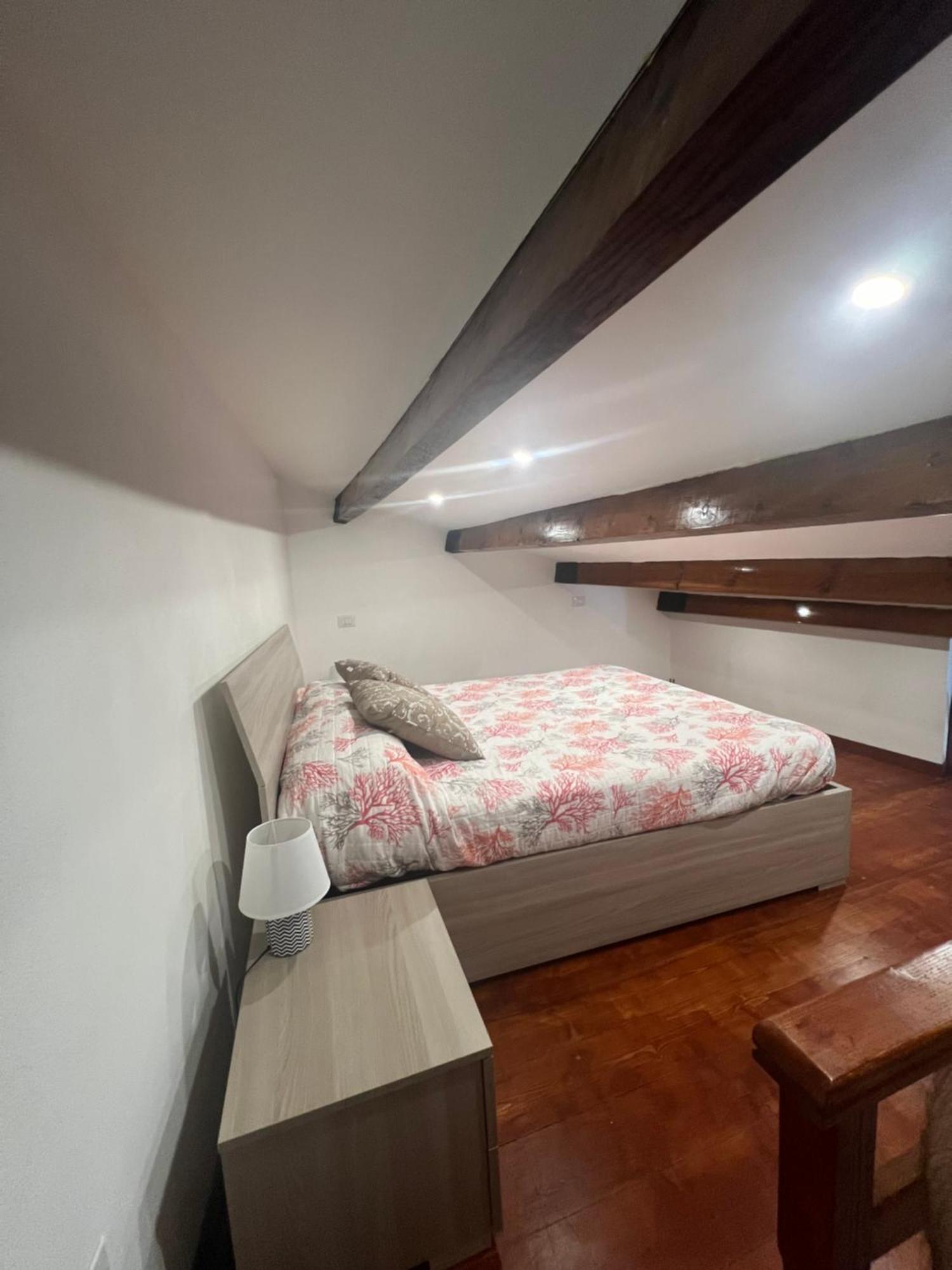 Station Rooms37 Sassari Ngoại thất bức ảnh