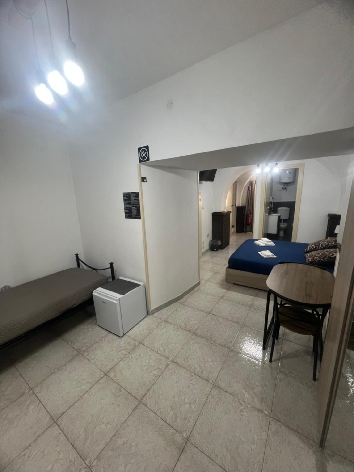 Station Rooms37 Sassari Ngoại thất bức ảnh